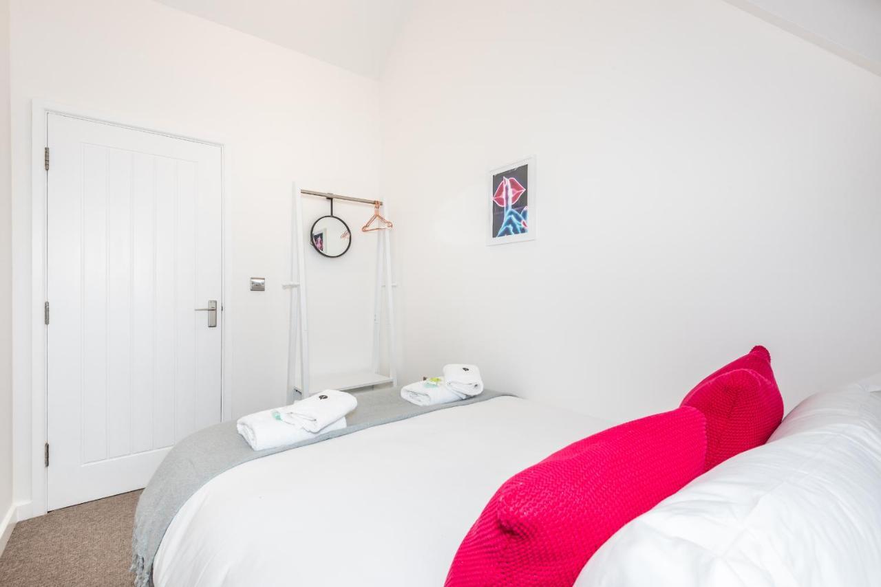 Apartment Stylish Modern Flat With Parking - Pass The Keys York
